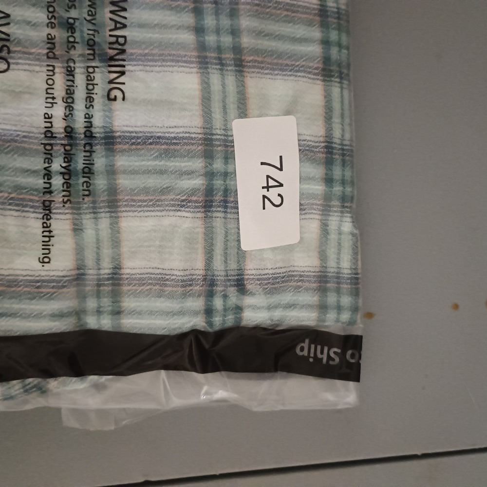 Patagonia Long Sleeved Flannel Men L Plaid Organic Cotton Greens And Blues - Picture 11 of 11